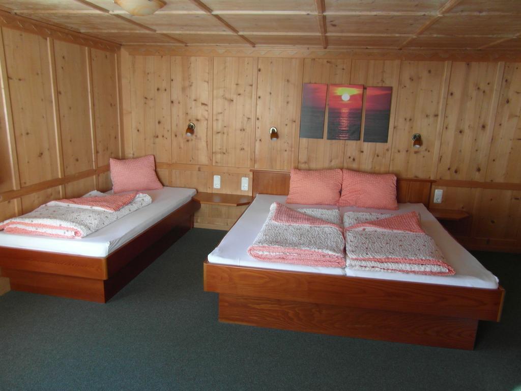Ferienhaus Nadine Kappl (Landeck) Quarto foto